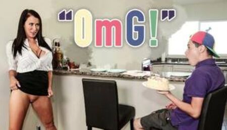 BANGBROS - Juan El Caballo Loco Gets Himself A Hot MILF (Reagan Foxx) For His Birthday