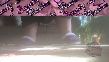 Giant SSBBW feet walking