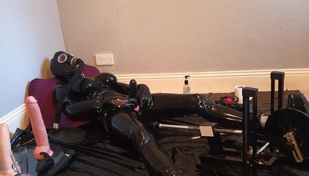 Latex Doll fm cum eating