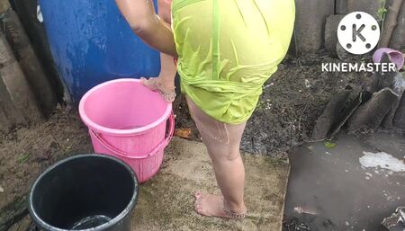 Bhabhi ki hot  ass and boobs