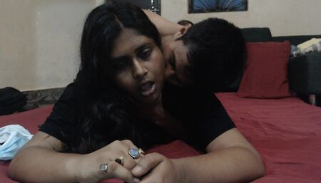 Boyfriend makes girlfriend horny and then leaves