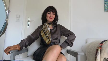 Silk neckerchiefs fitting for the dark brown silk blouse