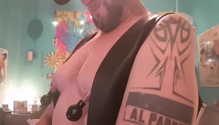 Pumping tits and bouncing show